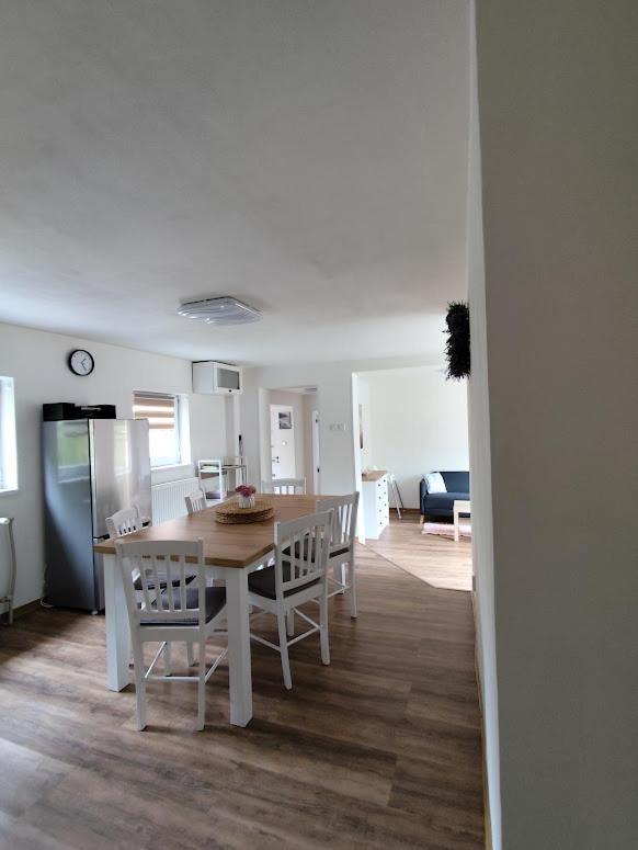 Apartman Terezka Jilove ภายนอก รูปภาพ